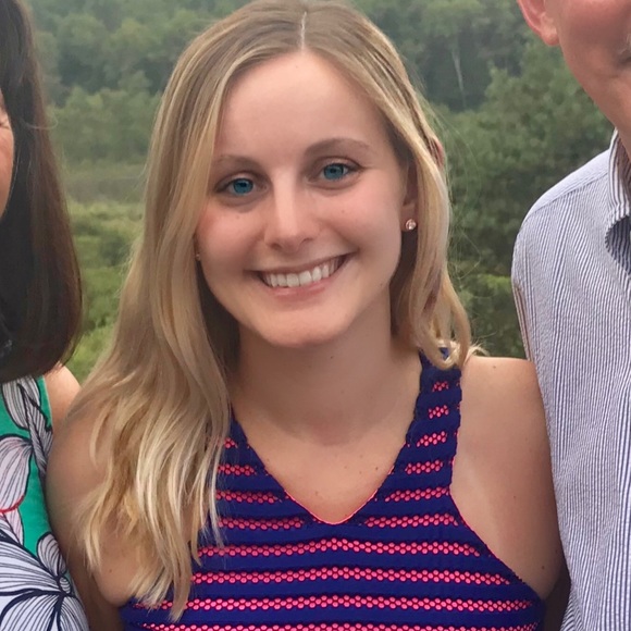 Meet your Posher, Sarah - Picture 5 of 6